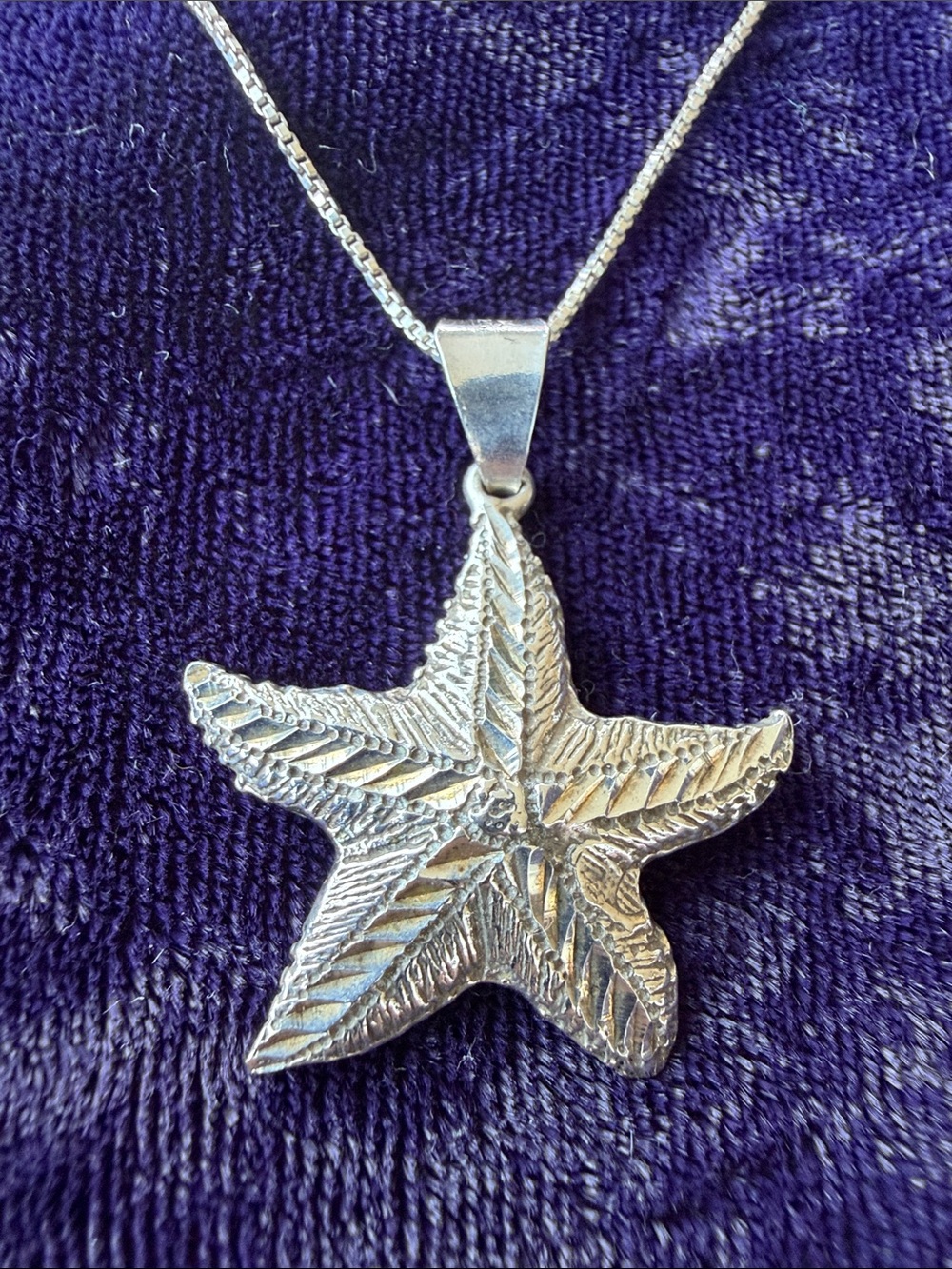Vintage 925 sterling silver star fish  necklace, Southwestern
